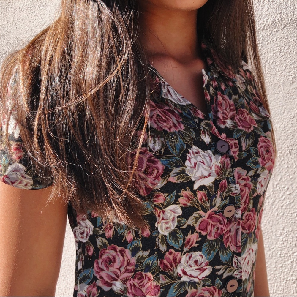 Classic 90s floral dress